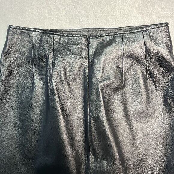 Vintage CLIO 100% Leather Pencil Skirt Size 8 |‎ 90s Minimalism Capsule Wardrobe - Picture 9 of 10